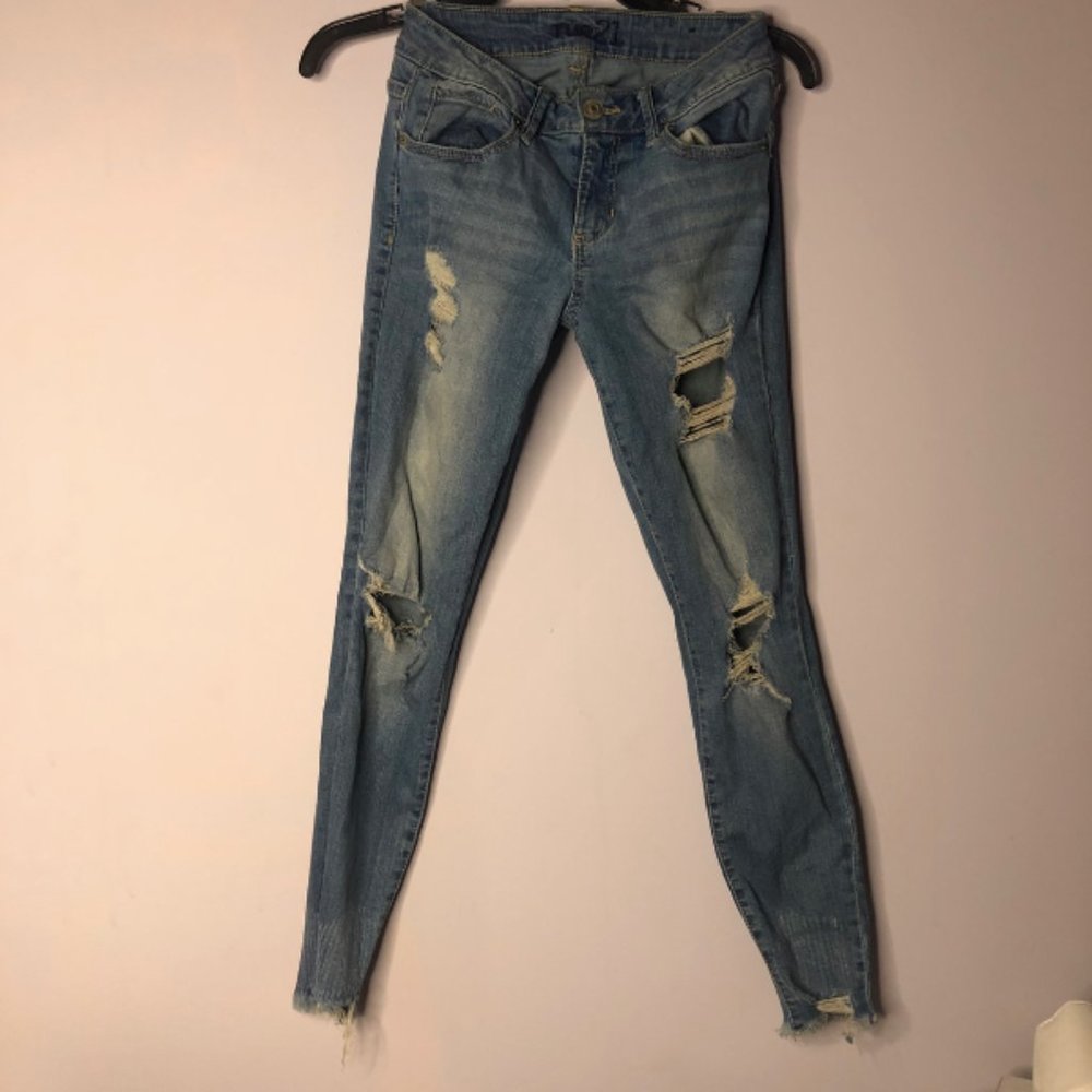 Distressed Mid Rise Ankle Jeggings